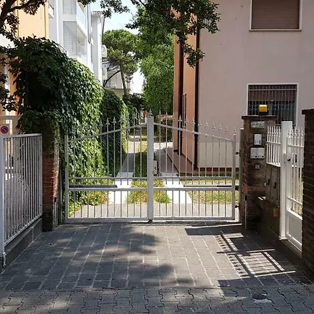 Villa Picchetti Fronte Mare *